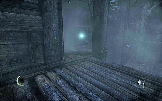 Drugi z poszukiwanych fragmentów również znajduje się na wyższym poziomie, tyle że w północno-wschodnim narożniku kaplicy (powyższy obrazek) - Odzyskanie trzech fragmentów artefaktu - opis | Rozdział 8 (Światło Brzasku) - Thief - poradnik do gry