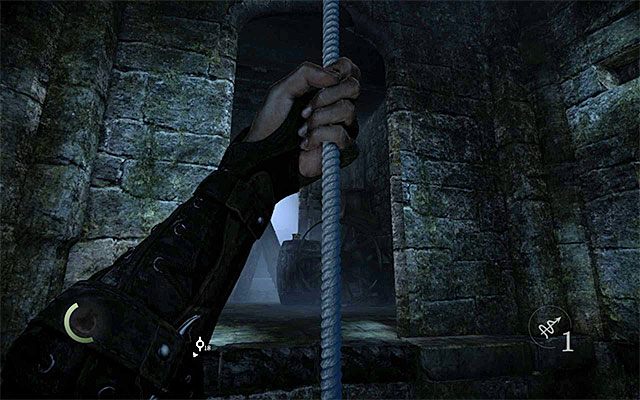 Jak się zapewne domyślasz, w tym miejscu konieczne okaże się skorzystanie ze strzały ze sznurem (Rope Arrow), którą musisz wycelować w interaktywny punkt przy suficie - Przeprawa przez pierwszą część podziemi | Rozdział 3 (Brudne tajemnice) | Thief - Thief - poradnik do gry