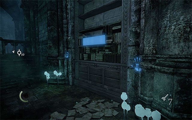 Polecam w pierwszej kolejności zbadać obszar na prawo od wejścia do biblioteki, a to dlatego, że natrafisz tu na pokazany na dołączonym obrazku interaktywny rząd książek - Zbadanie opuszczonej biblioteki | Rozdział 3 (Brudne tajemnice) | Solucja Thief - Thief - poradnik do gry