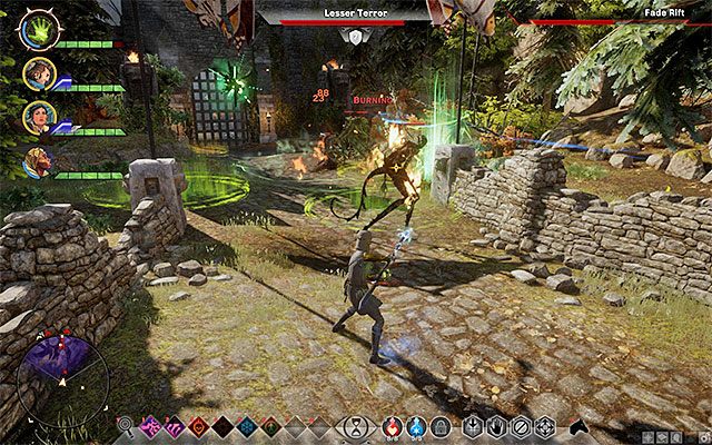 Musisz zamknąć szczelinę znajdującą się przy wejściu do Redcliffe - Dragon Age Inquisition: Szeptem (In Hushed Whispers) - Dragon Age: Inkwizycja - poradnik do gry