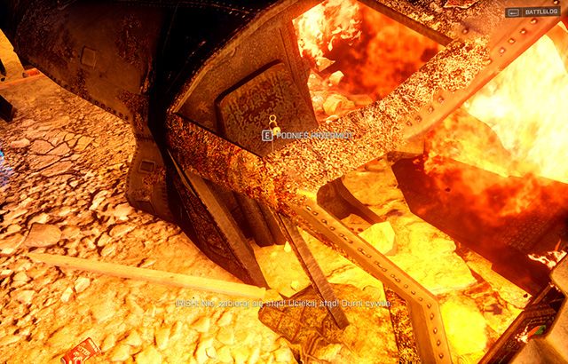 Nieśmiertelnik wbity jest w fotel pilota we wraku helikoptera - 1 - Baku (Nieśmiertelniki) | Ukryte nieśmiertelniki i bronie w Battlefield 4 - Battlefield 4 - poradnik do gry