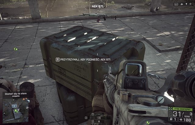 Na dachu budynku z niebieskimi zasłonami (o którym mowa przy nieśmiertelniku Entuzjasta destrukcji) znajdują się skrzynki - 6 - Tashgar (Bronie) | Ukryte nieśmiertelniki i bronie w Battlefield 4 - Battlefield 4 - poradnik do gry