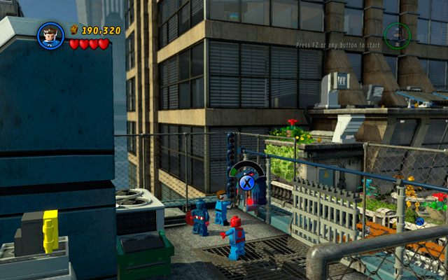 Wciel się w Pana Fantastycznego i skręć w prawo, dochodząc do drucianej siatki - Times Square Off | Opis przejścia LEGO Marvel Super Heroes - LEGO Marvel Super Heroes - poradnik do gry