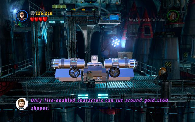 Jako Ludzka Pochodnia roztop złotą ścianę naprzeciwko, aby wszystkie postaci mogły wejść na górne piętro - Red Head Detention | Opis przejścia LEGO Marvel Super Heroes - LEGO Marvel Super Heroes - poradnik do gry