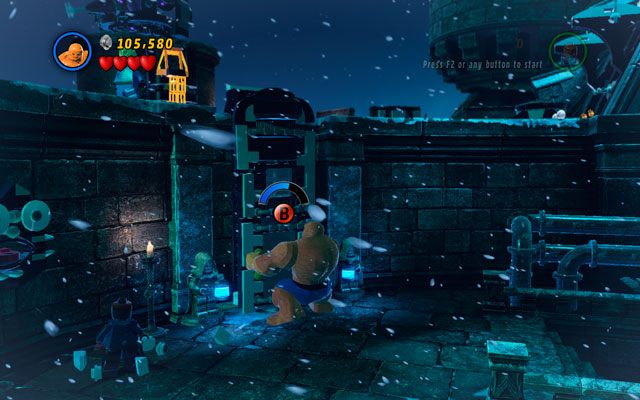 Wyzwól Ludzką Pochodnię z tarapatów, po czym przejmij nad nim kontrolę (dopiero wówczas zostanie uznany za uratowanego) - Doctor in the House | Opis przejścia LEGO Marvel Super Heroes - LEGO Marvel Super Heroes - poradnik do gry