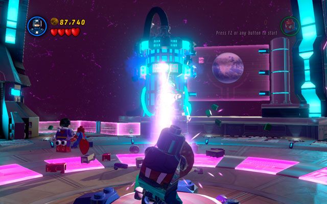 Przejdź na środek areny i zbuduj podest dla Kapitana Ameryki - Doktor Doom | Bossowie w LEGO Marvel Super Heroes - LEGO Marvel Super Heroes - poradnik do gry