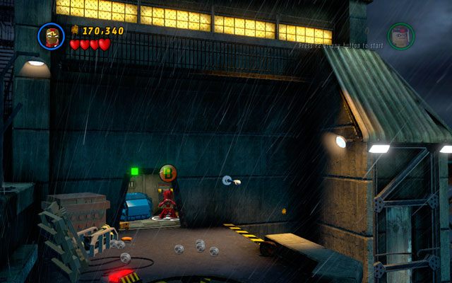 Ostatecznie wskocz na wieżę u góry lokacji, rozbijając wszystkie stojące tam obiekty - Rock Up at the Lock Up | Zestawy MiniKit w LEGO Marvel Super Heroes - LEGO Marvel Super Heroes - poradnik do gry