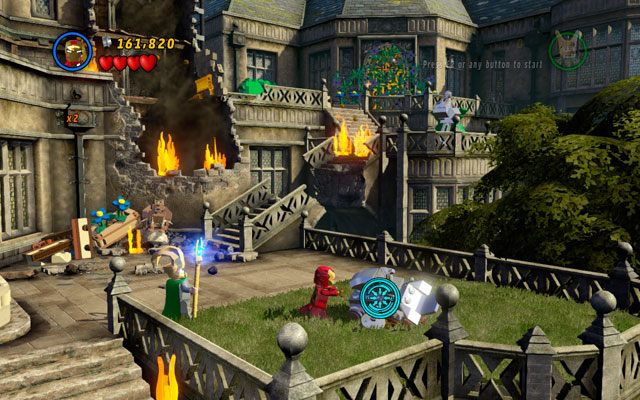 Na zewnątrz budynku idź w prawo, dochodząc do srebrnego gargulca - Juggernauts and Crosses | Zestawy MiniKit w LEGO Marvel Super Heroes - LEGO Marvel Super Heroes - poradnik do gry