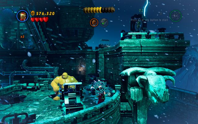 Trzeci ukryto z prawej strony tej samej areny, ale nieco dalej - Doctor in the House | Zestawy MiniKit w LEGO Marvel Super Heroes - LEGO Marvel Super Heroes - poradnik do gry