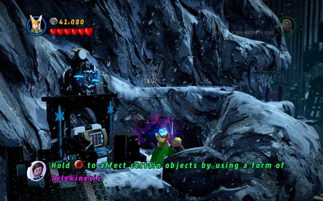 Następnie ugaś pobliski pożar (ponownie korzystając z mroźnych mocy boga kłamstw), po czym rozbij ścianę, używając młota Thora - Bro-tunheim | Bonusowe misje Deadpoola | LEGO Marvel Super Heroes - LEGO Marvel Super Heroes - poradnik do gry