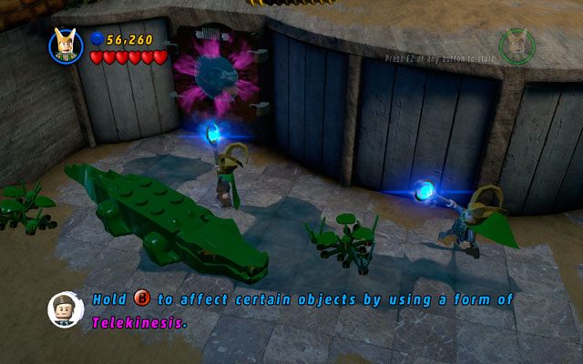 Po wypompowaniu wody z dolnego poziomu wybierz postać o telekinetycznych zdolnościach (jak Loki), po czym skręć w lewo, obok krokodyla znajdując ostatni właz - Reptilian Ruckus | Znajdźki na bonusowych poziomach | LEGO Marvel Super Heroes - LEGO Marvel Super Heroes - poradnik do gry