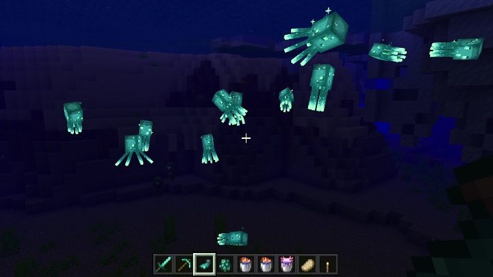 Zachowuje się jak normalna kałamarnica - Minecraft Caves & Cliffs: Świecąca kałamarnica - występowanie, zastosowanie - Minecraft - poradnik do gry