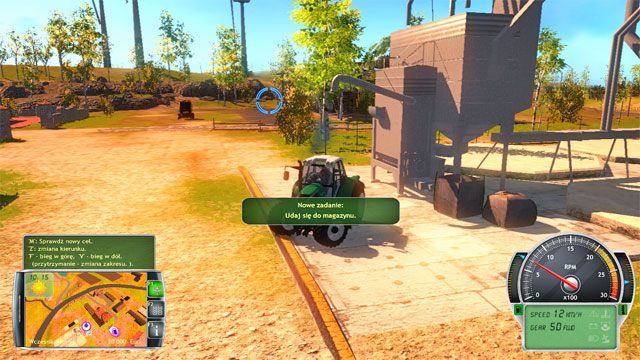 Magazyn znajduje się z tyłu, za silosami. - Poznanie farmy i pierwsze prace | Kariera Symulator Farmy 2014 - Symulator Farmy 2014 - poradnik do gry