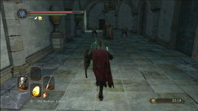 Zaatakuj od tyłu - Drangleic Castle - dziedziniec - Dark Souls II - poradnik do gry