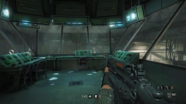 Pokój kontroli gdzie musisz nacisnąć przycisk - Podziemia Berlina | Misje Główne w Wolfenstein The New Order - Wolfenstein: The New Order - poradnik do gry