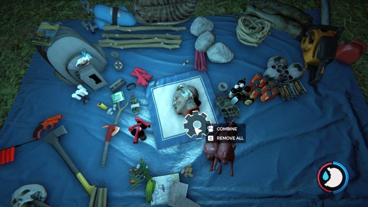 W prosty sposób stworzyć można najmocniejszą broń w grze. - The Forest: Wytwarzanie przedmiotów | Surowce i wyposażenie - The Forest - poradnik do gry