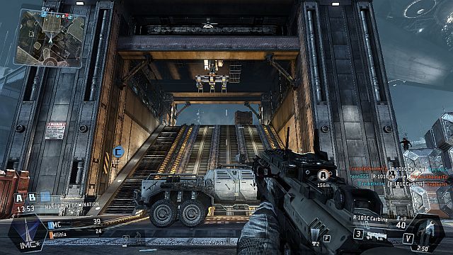 Ukazana na screenie rampa prowadzi na górne lądowisko - Airbase | Mapy w Titanfall - Titanfall - poradnik do gry