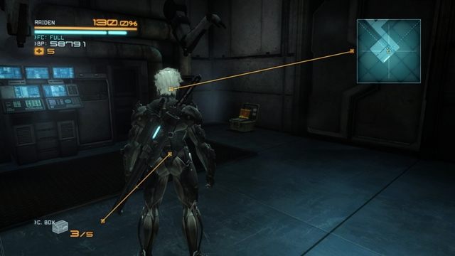 Kolejny komputer VRM tuż przed końcem misji. - R-02 Research Facility | Kampania - opis przejścia Metal Gear Rising Revengeance - Metal Gear Rising: Revengeance - poradnik do gry