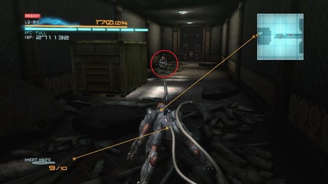 Gekko Mimic przy wyjściu do budynku. - Abkhazia Main Street | DLC - Blade Wolf - opis przejścia - Metal Gear Rising: Revengeance - poradnik do gry