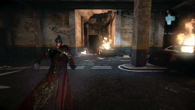 Na wprost, obok wraku samochodu, ściana po której musisz się wspiąć. - Arts District | Znajdźki - drugie podejście | Castlevania Lords of Shadow 2 - Castlevania: Lords of Shadow 2 - poradnik do gry