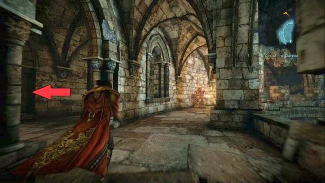 Strzałka pokazuje drogę do Skrzyni Bólu (naprzeciw widać Magiczne Źródło). - Misja 2 - The Three Gorgons | Kampania - opis przejścia - Castlevania: Lords of Shadow 2 - poradnik do gry