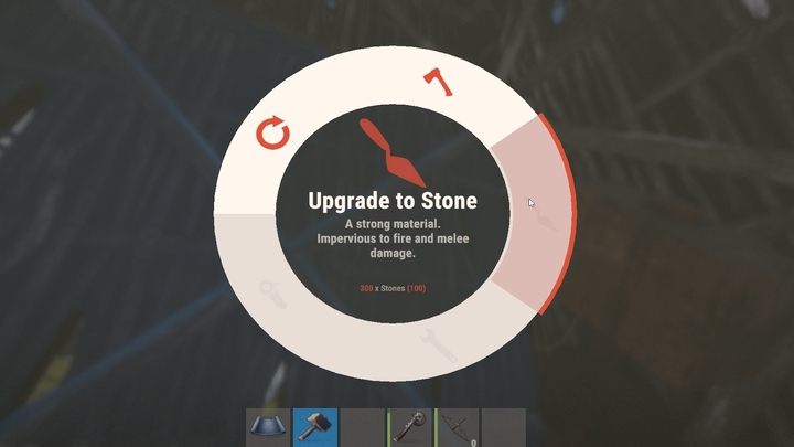 Właściwy typ materiału należy wybrać z koła menu po przytrzymaniu PPM na obiekcie, który chcecie ulepszyć - Rust: Pierwsza baza - jak budować, ulepszać budynki - Rust - przewodnik przetrwania - poradnik do gry