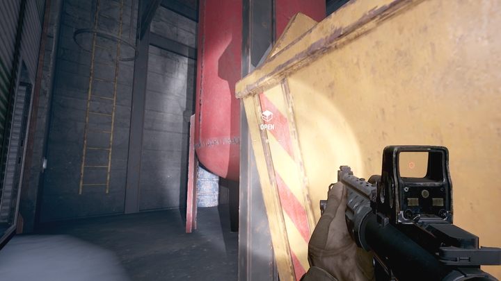 Rozładowane materiały trafiają do zbiorników na płyny i materiały sypkie na parterze - Rust: Pociąg - jak opróżnić wagony? - Rust - przewodnik przetrwania - poradnik do gry