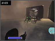 Zobaczysz uciekającą wzdłuż oświetlonej trasy postać - [Misja 5 Nor - Medi Center] Razem będzie raźniej | The Thing - The Thing - poradnik do gry