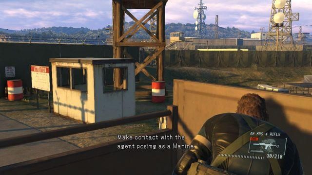 Wysiądź z cieżarówki na początku - Classified Intel Acquisition - Metal Gear Solid V: Ground Zeroes - poradnik do gry