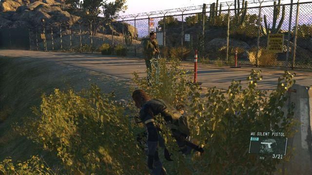 Pozbądź się drugiego strażnika - Classified Intel Acquisition - Metal Gear Solid V: Ground Zeroes - poradnik do gry