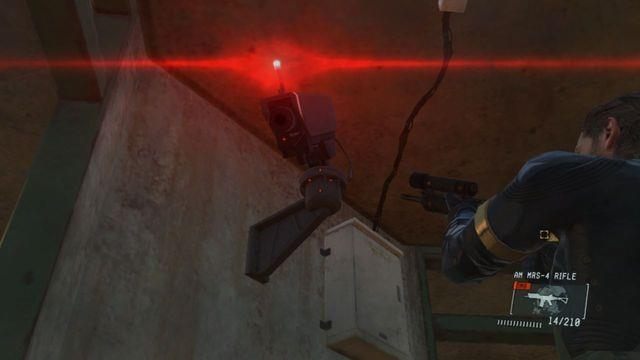 Zniszcz kamerę - Classified Intel Acquisition - Metal Gear Solid V: Ground Zeroes - poradnik do gry