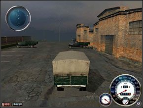 Po zrobieniu porządków ruszamy wzdłuż muru po lewej stronie portu - Misja 16 - Szczęściarz | Mafia The City of Lost Heaven - Mafia: The City of Lost Heaven - poradnik do gry
