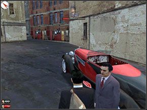 Spokojnie jedziemy do Palermo Club, wjeżdżając do środka przez niebieską bramę na podwórzu - Misja 20 - Robota na boku | Mafia The City of Lost Heaven - Mafia: The City of Lost Heaven - poradnik do gry