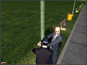 Teraz ruszamy po bilety, które znajdują się w sali odpraw (pierwszy budynek, do którego weszliśmy w misji) - Misja 11 - Omerta | Mafia The City of Lost Heaven - Mafia: The City of Lost Heaven - poradnik do gry