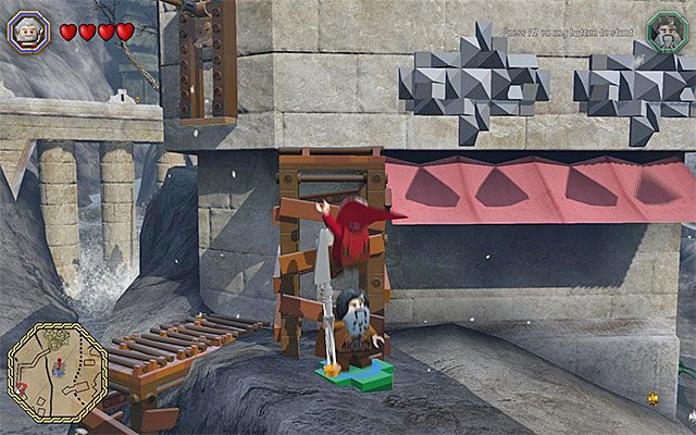 Wdrap się na sojusznika korzystającego z podłużnej broni - Odnajdywanie schematów (9-16) - LEGO The Hobbit - poradnik do gry