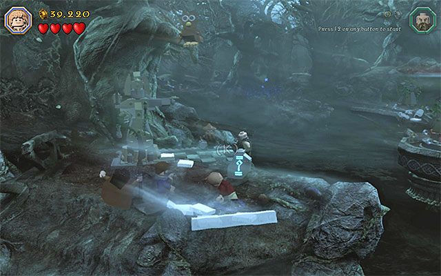 Upewnij się, że pierścień jest aktywny i przystąp do budowy - Etap 10 (Flies and Spiders) - Mroczna Puszcza - LEGO The Hobbit - poradnik do gry