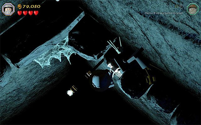 Wciskaj rytmicznie właściwy klawisz żeby uniknąć spadnięcia w przepaść - Etap 13 (Looking for Proof) - Grobowiec czarnoksiężnika z Angmaru - LEGO The Hobbit - poradnik do gry