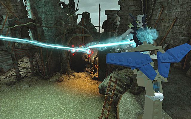 Drugi strumień energii również musi zderzyć się z tarczą - Etap 14 (The Necromancer) - Zewnętrzna część twierdzy - LEGO The Hobbit - poradnik do gry