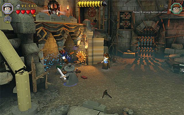 Mechanizm odpowiedzialny za wysunięcie schodów - Etap 14 (The Necromancer) - Wnętrze twierdzy - LEGO The Hobbit - poradnik do gry