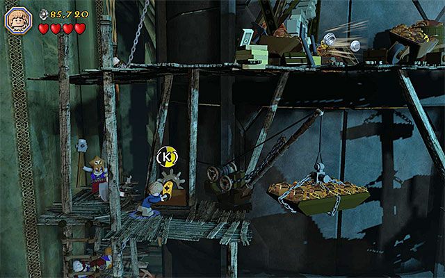 Skorzystaj z pokrętła żeby obniżyć ładunek - Etap 16 (Inside Information) - Pokonanie Smauga - LEGO The Hobbit - poradnik do gry