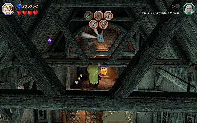 Wyjdź po linie na górę i złap się niewielkiej krawędzi - Etap 12 (A Warm Welcome) - LEGO The Hobbit - poradnik do gry