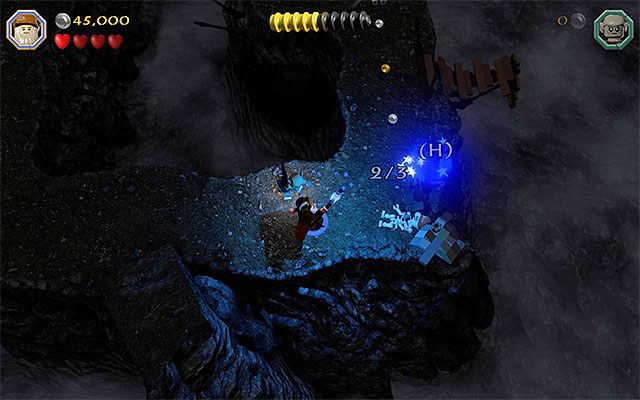 Jeden z trzech obiektów, w które trzeba trafić magicznym pociskiem - Etap 13 (Looking for Proof) - LEGO The Hobbit - poradnik do gry