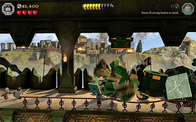 Upewnij się, że masz wybrany z inwentarza topór - Etap 1 (Greatest Kingdom in Middle-Earth) - Atak Smauga - LEGO The Hobbit - poradnik do gry