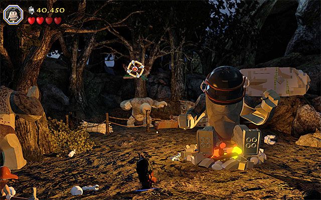 Zachowaj ostrożność, bo ostatni troll zacznie rzucać w bohaterów ciężkimi przedmiotami - Etap 4 (Roast Mutton) - Bitwa z trollami - LEGO The Hobbit - poradnik do gry
