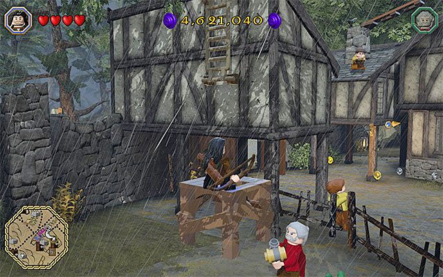 Kolejna osoba ukrywa się na dachu jednego z budynków wioski - Białe pytajniki - opisy przejścia zadań (1-20) - LEGO The Hobbit - poradnik do gry