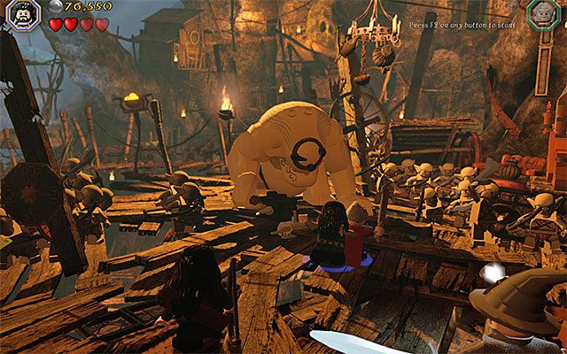 Akcja zespołowa pozwoli ci zranić ogłuszonego bossa - Etap 7 (Goblin-town) - Pierwszy pojedynek z Wielkim Goblinem - LEGO The Hobbit - poradnik do gry
