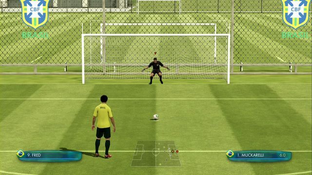 Ciężko określić, czy bramkarskie wygibasy mają jakikolwiek wpływ na koncentrację zawodników sterowanych przez komputer. - Obrona rzutów karnych | Rozgrywka w 2014 FIFA World Cup Brazil - 2014 FIFA World Cup Brazil - poradnik do gry