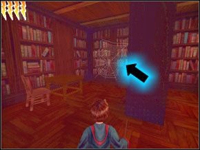 (SEKRET 4/8) Biegnij trzymając się lewych półek z książkami, pokonaj wróżkę - Śladem Goylea | Dom Ślizgonów w Harry Potter i Komnata Tajemnic - Harry Potter i Komnata Tajemnic - poradnik do gry