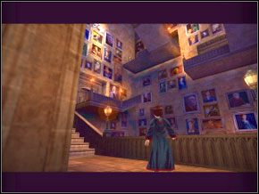 Choć zaczynasz w Głównym Hallu, to i tak biegnij do Wielkich Schodów - Dom Ślizgonów w Harry Potter i Komnata Tajemnic - Harry Potter i Komnata Tajemnic - poradnik do gry