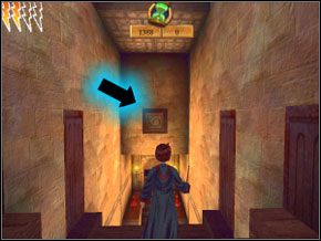 Po drugiej stronie jest na górze przycisk - strzel w niego i wróć się w pobliże wejścia do tej komnaty - Sala Treningowa Spongify | Nauka Spongify w Harry Potter i Komnata Tajemnic - Harry Potter i Komnata Tajemnic - poradnik do gry